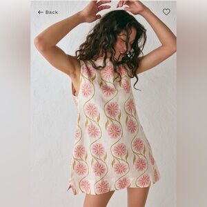 NWT - Floral Sleeveless Dress